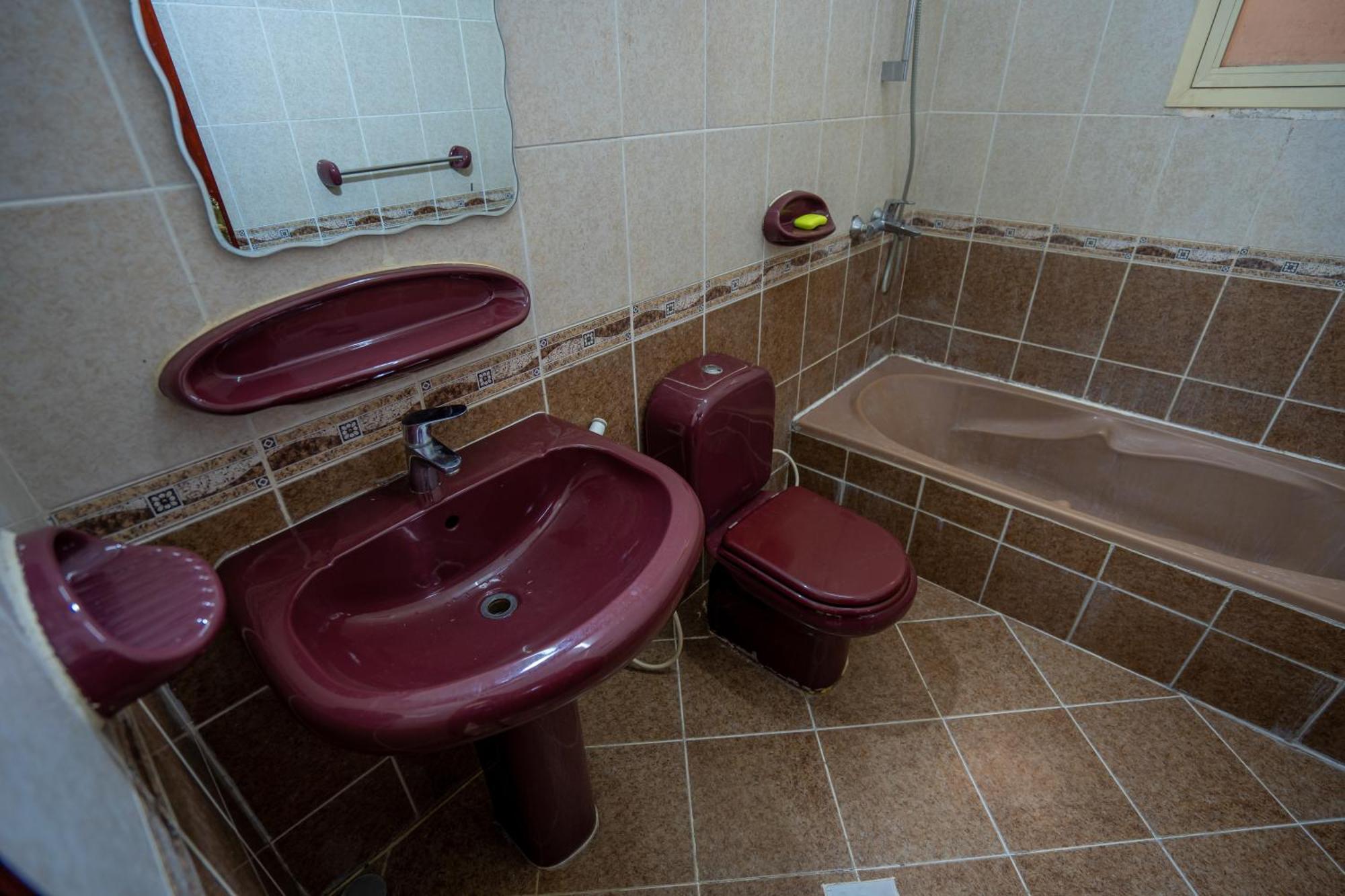 Tourist Family And Couple - Attached Washroom - Vl02 Baith Al Jannah Llc *